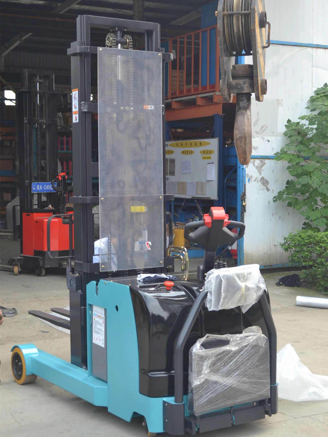 1.5 Tons 48V Battery Forklift Counterbalanced Electric Walkie Reach Truck