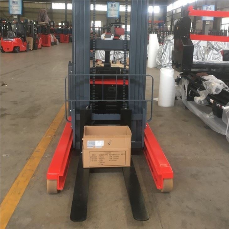 low price Counterbalanced Electric Reach forklift